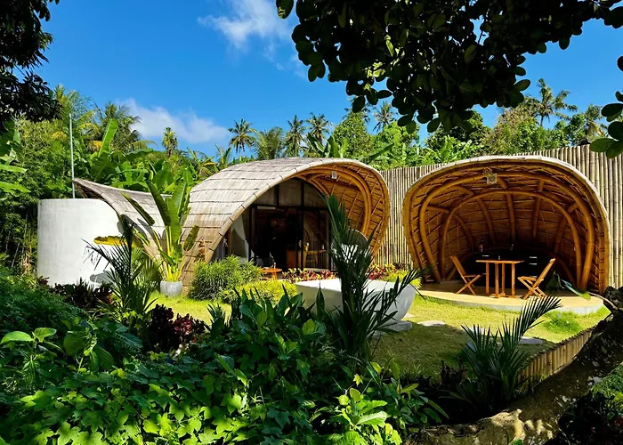 Circle House Sidemen Villa *